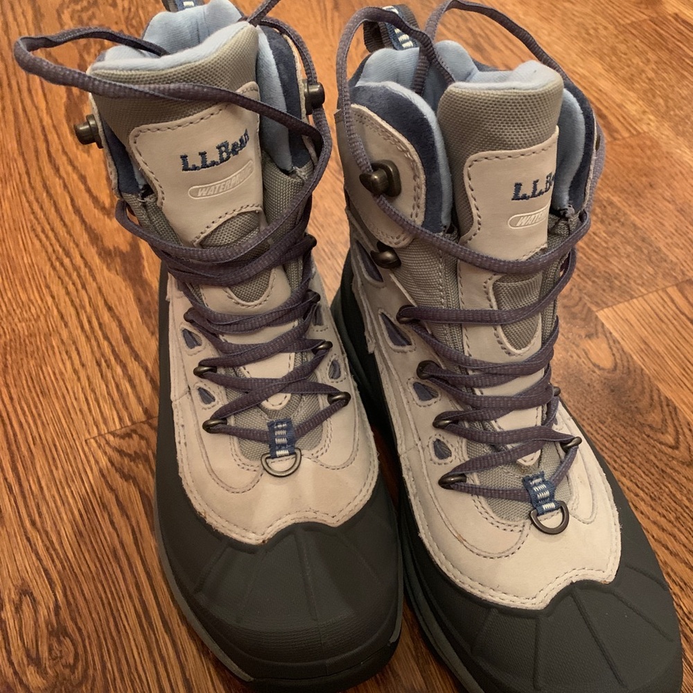 Women’s L.L. Bean snow boots